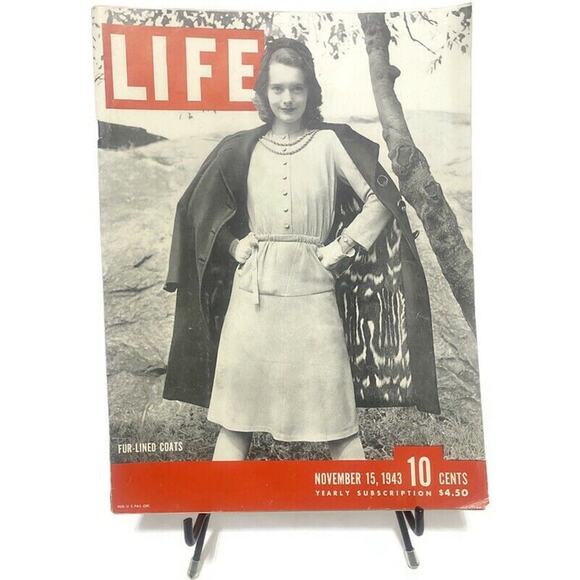 Life Magazine November 15 1943 Allied Prisoner Casualties Home From Germany - Picture 1 of 12